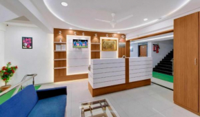 Hotel Sandhya Near Park